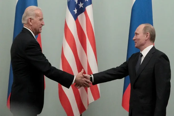 Menlu Rusia: Tak Ada...
