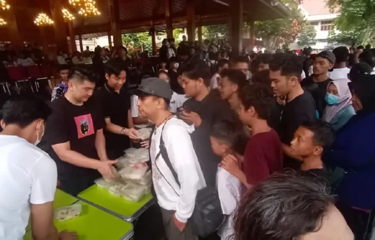 Chef Arnold Masak Porsi...