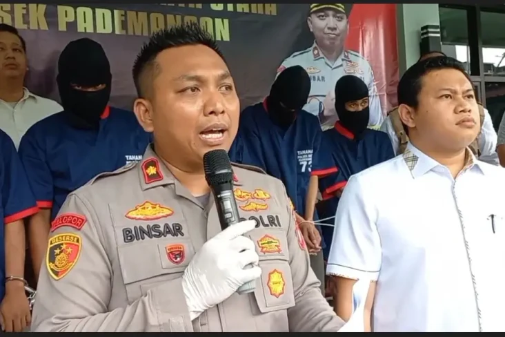 Spesialis Pembobol Ruko...