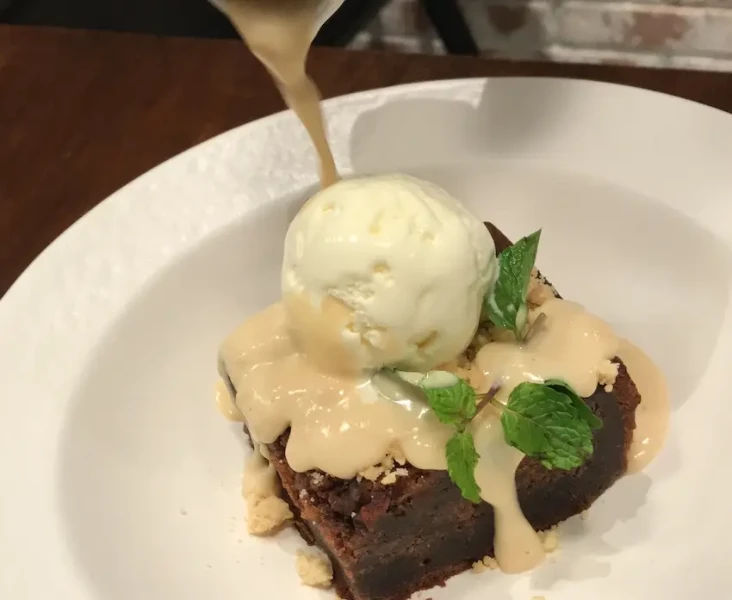 Sticky Qorma Pudding,...