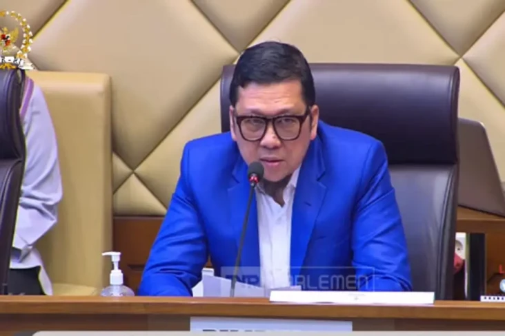 DPR Cecar Bawaslu soal...