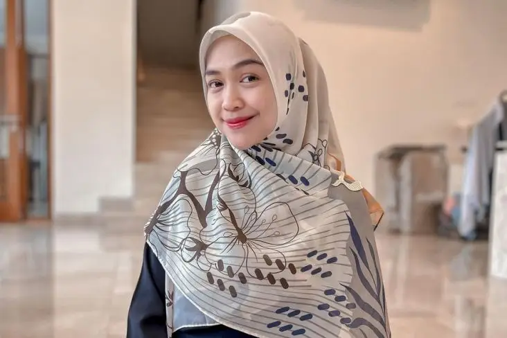 Harga Endorse Ria Ricis...