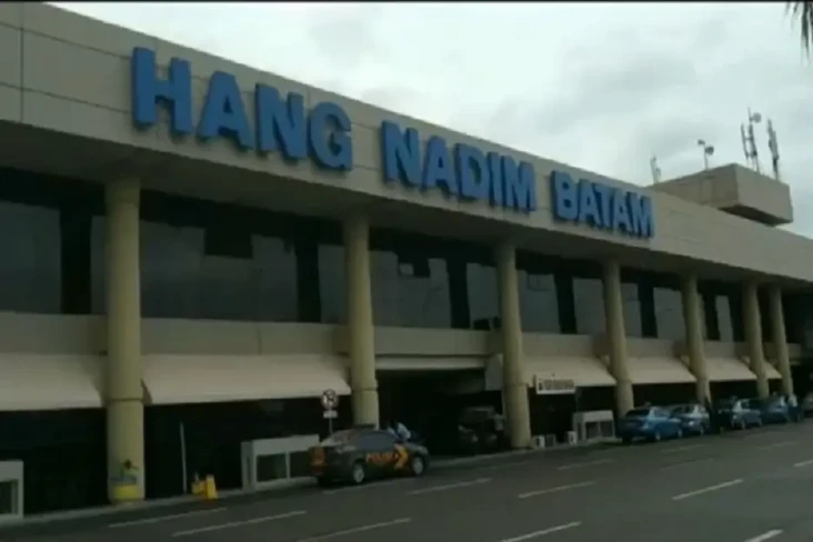 2 Bandara di Kepri Diminta...