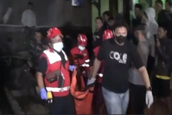 Ledakan Petasan Tewaskan...