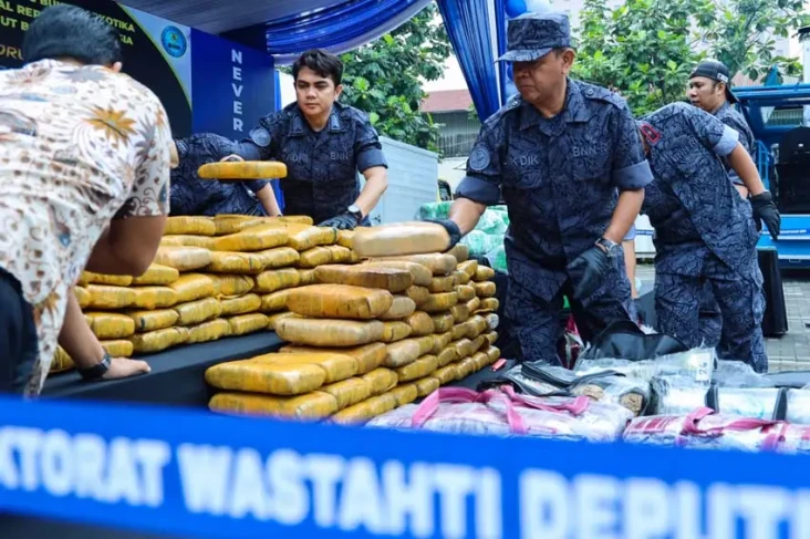 BNN Musnahkan 1,1 Ton...