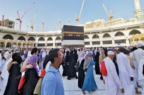 Agen Travel Umrah Penipu...
