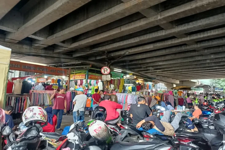 Pasar Tanah Abang Kian...