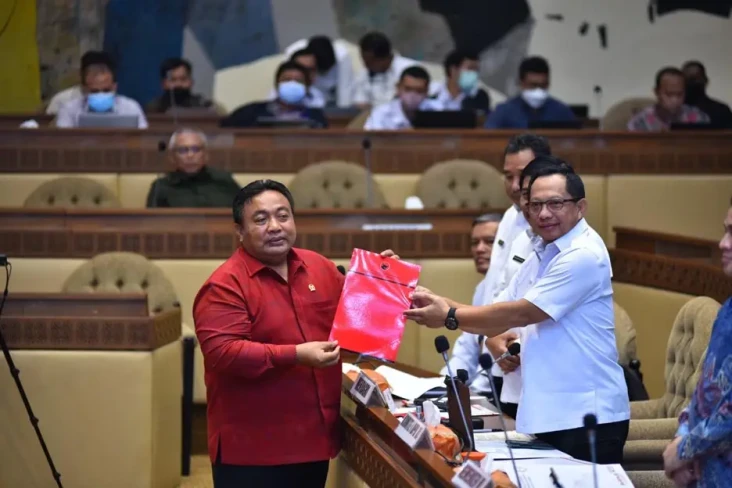 RUU Bali Dibawa ke Paripurna,...