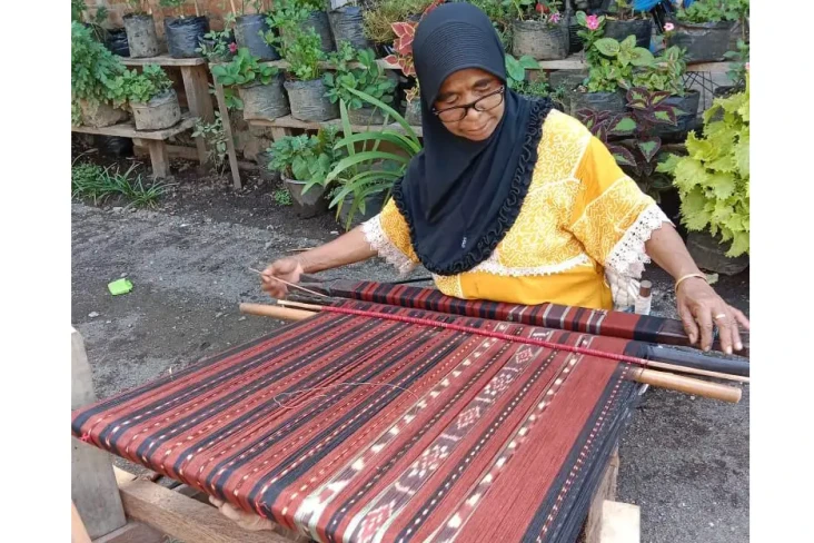 Sentra Kerajinan Tangan...