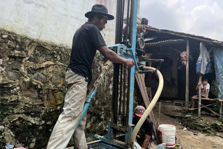Sediakan Air Bersih,...