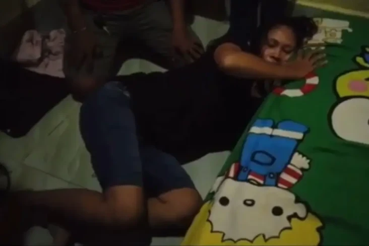 Janda Muda Cantik Nekat...
