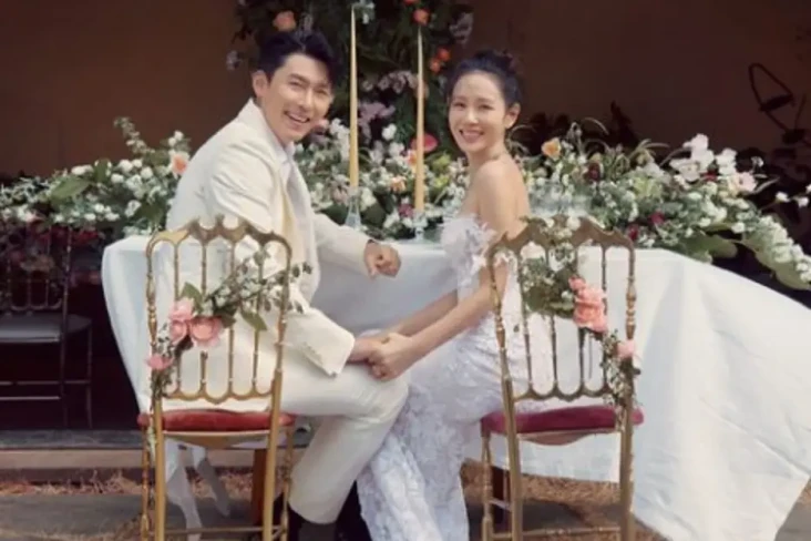 Son Ye Jin dan Hyun...