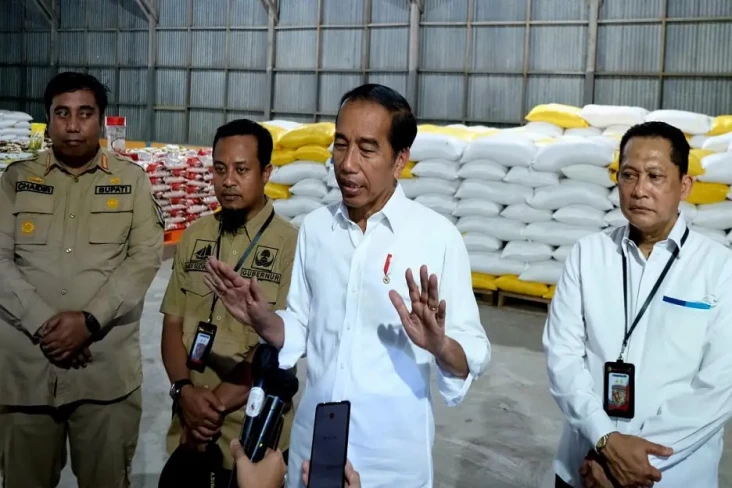 Titah Jokowi Bulog Maksimalkan...