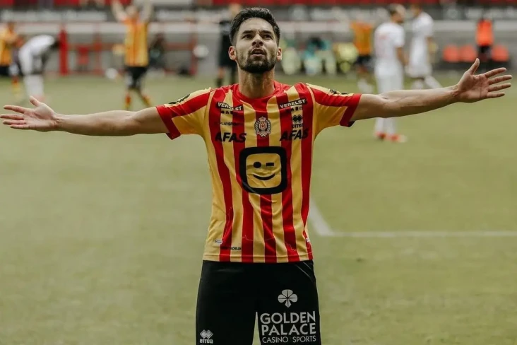 Alasan Sandy Walsh Pilih...