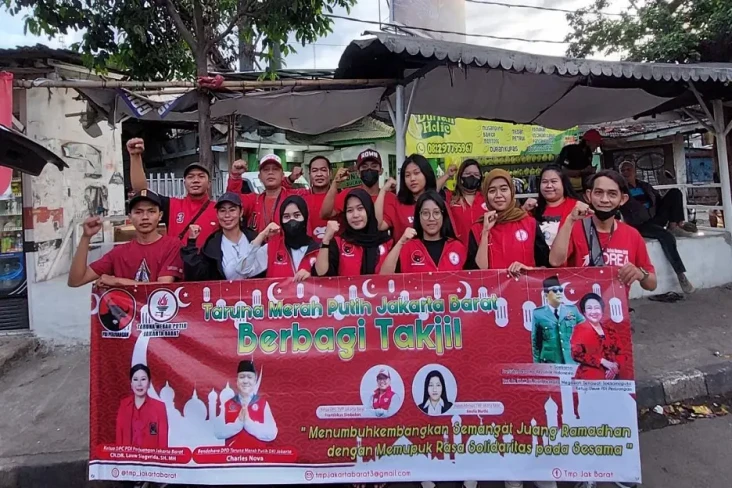 Berbagi Berkah Ramadan,...