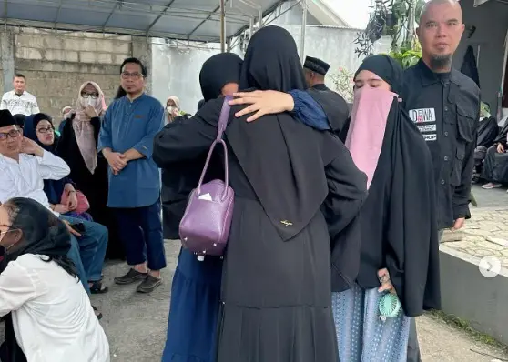 Ayah Tissa Biani Meninggal...