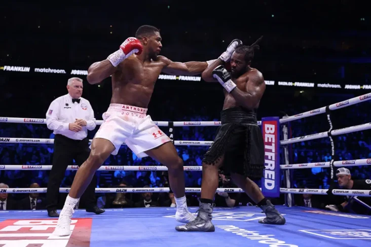 Anthony Joshua Jengkel...