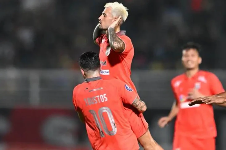 Hasil Liga 1 2022/2023:...