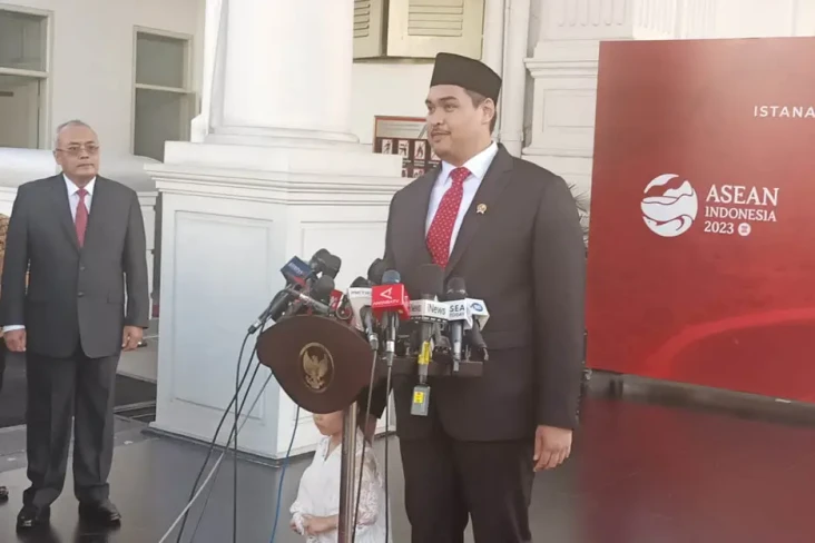 Sahroni Minta Menpora...