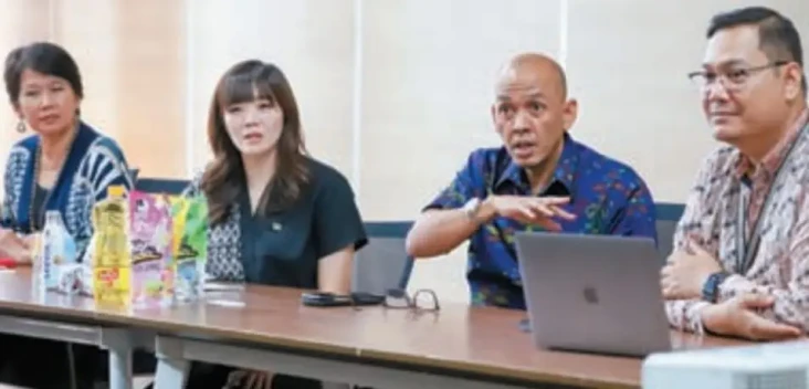 Merajut Harmoni Petani...