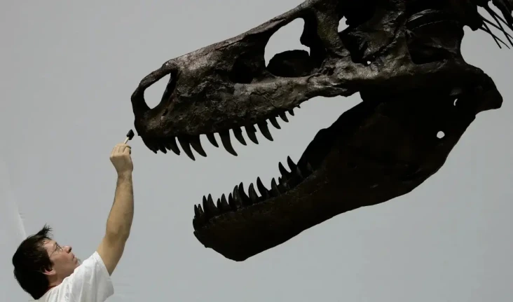 Penelitian Ungkap Dinosaurus...