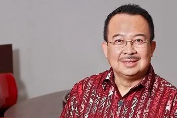 Artis R dan P Disebut...