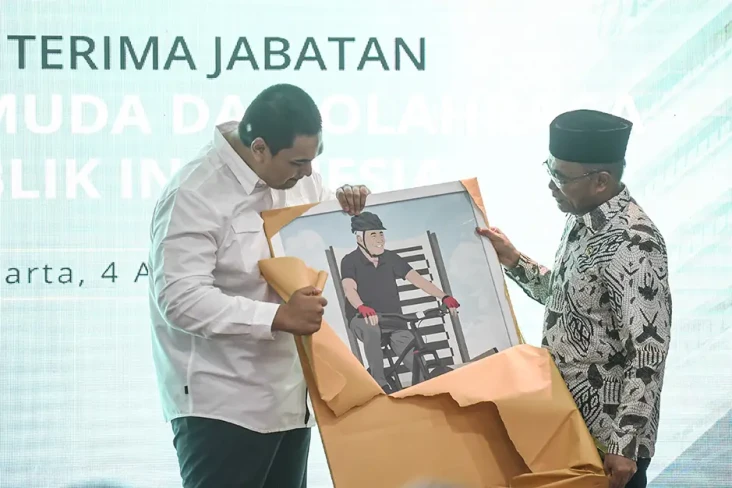 Sertijab Menpora, Dito...
