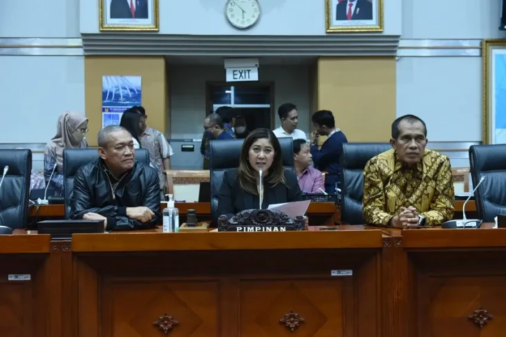Daftar 5 Calon Dewan...