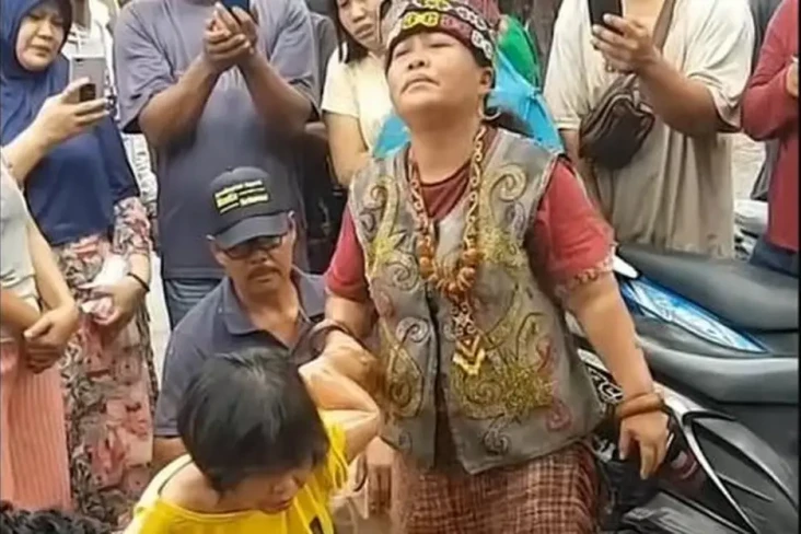 Fenomena Pengobatan...