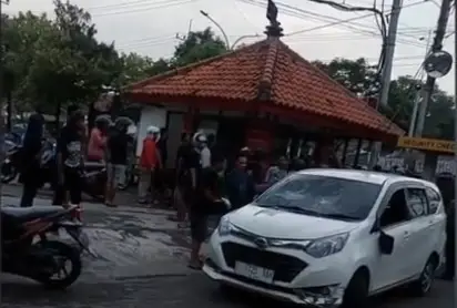 Bak Film Laga, Sekeluarga...