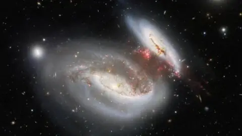 Astronom Abadikan Momen...