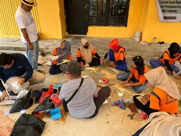 PTBA Latih Warga Binaan...