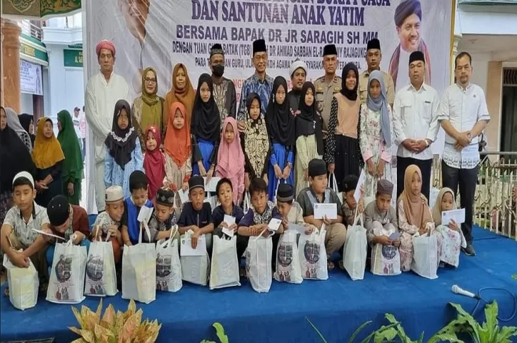 Santuni Anak Yatim,...