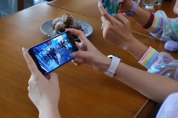 4 Rekomendasi HP 5G...