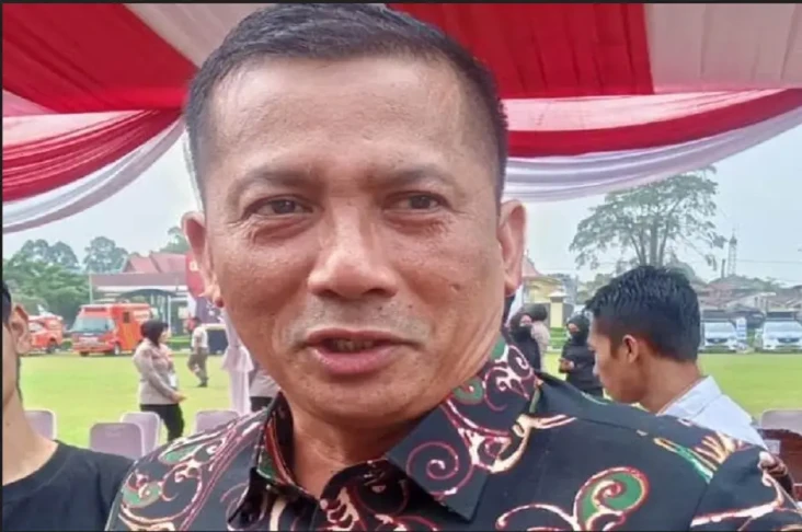 Ini Jejak Kontroversi...