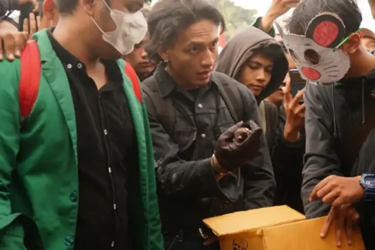 Jefri Nichol Ikut Demo...