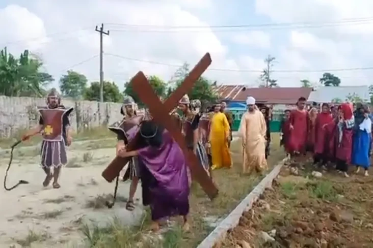 Jumat Agung, Umat Gereja...