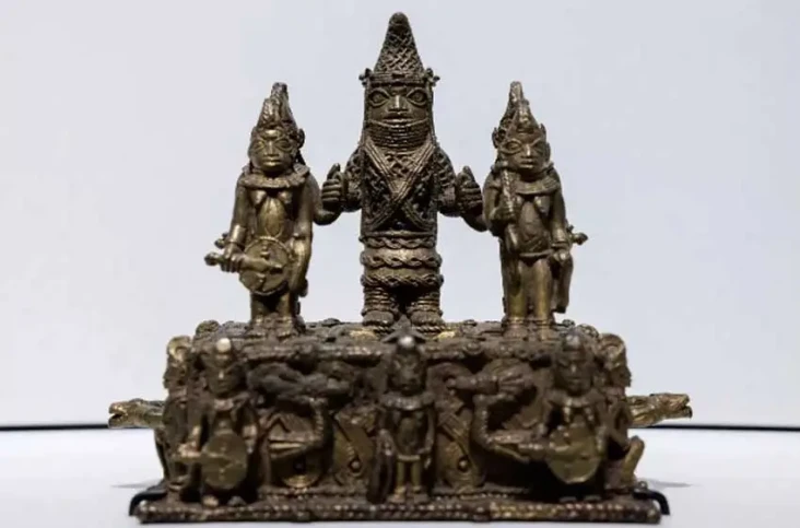 3.000 Karya Seni Perunggu...