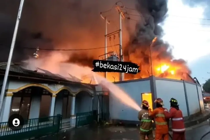 Pabrik Plastik di Bekasi...