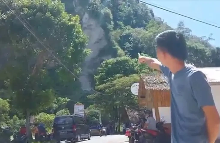 Ngeri! Gempa M4,5 Guncang...