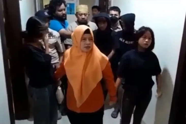 Jajakan Diri untuk Layanan...