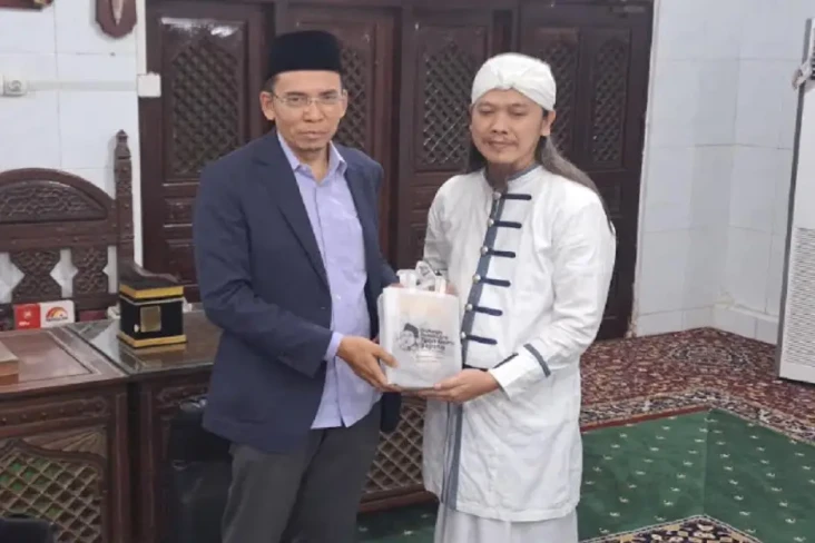 TGB Zainul Majdi Disambut...