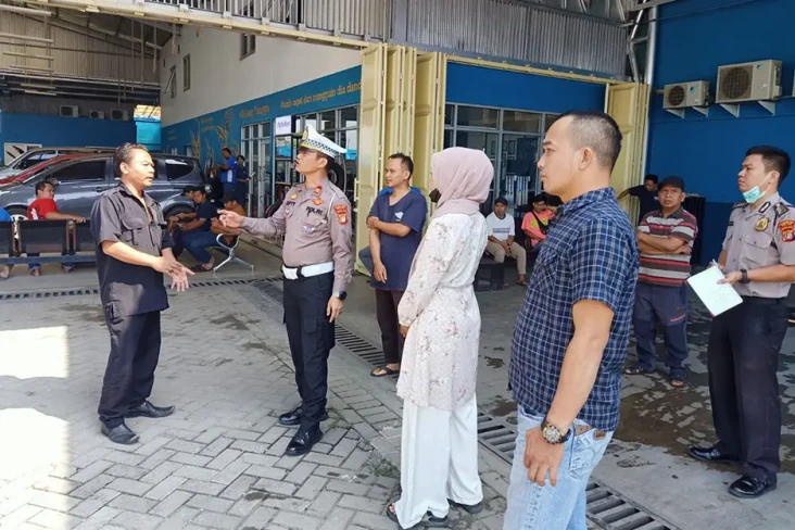 Modus Ban Bocor, Rampok...