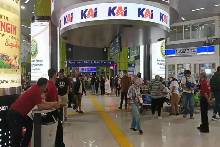 13.500 Pemudik Tinggalkan...