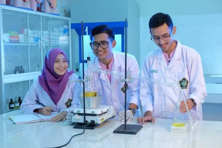Calon Mahasiswa Wajib...