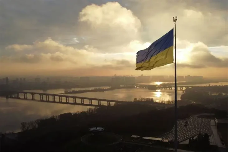Medvedev: Ukraina Tidak...