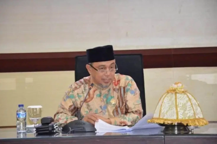Tak Kunjung Dilantik,...