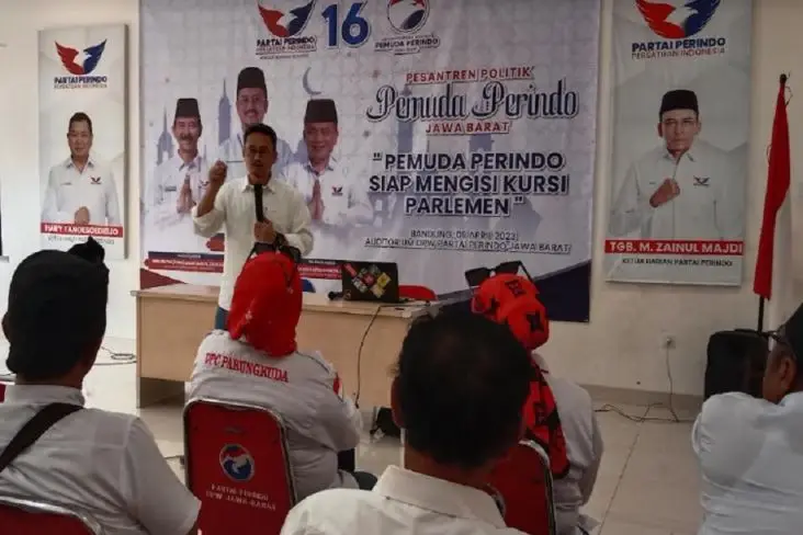 Pesantren Politik Pemuda...