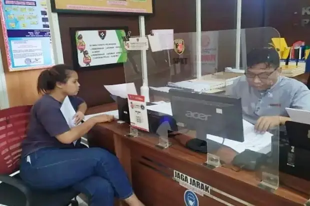Tergiur Harga Ponsel...