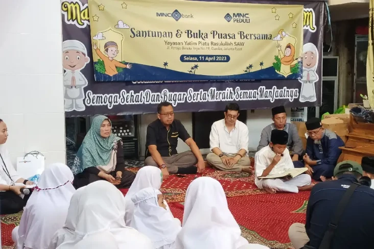 MNC Peduli dan MNC Bank...